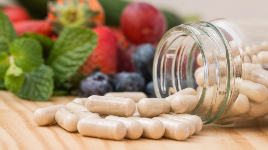 vitamin-kombinationspraeparaten-sonnenschutz Aktuelles - Vitamine für die Haut - Apotheke Unter Linden Köln-Widdersdorf